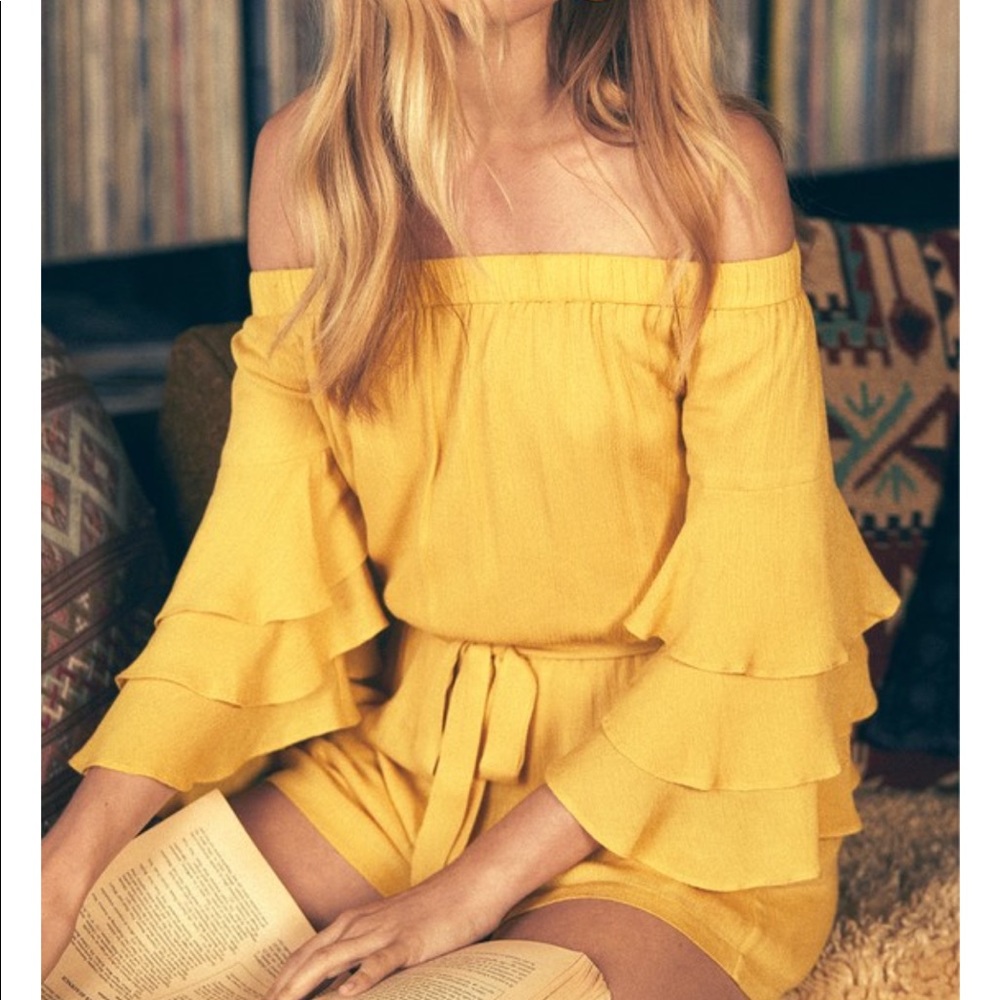 Lulus brand new yellow romper